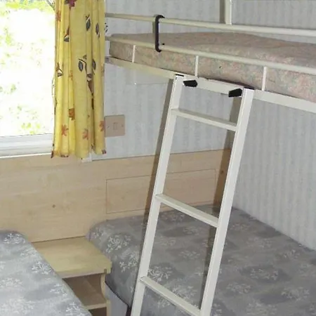 Mobil-home 5 Pers Avec Terrasse En Dordogne - Api-1-52-701 * Pézuls
