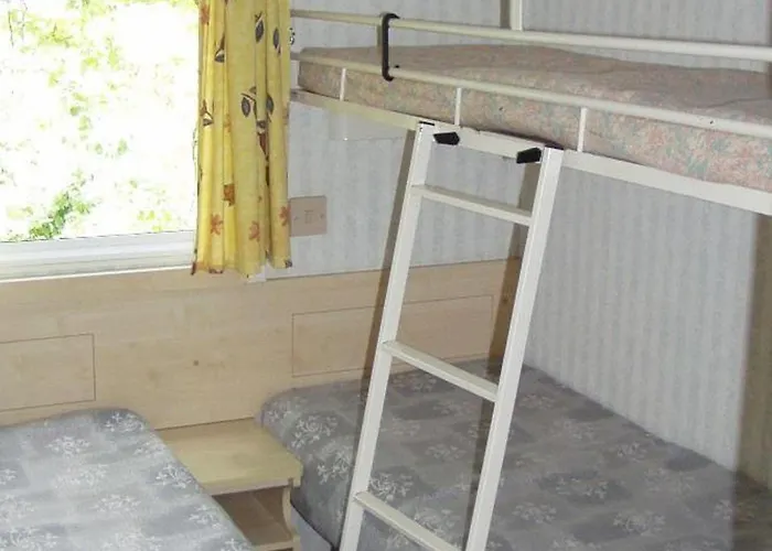 Mobil-home 5 Pers Avec Terrasse En Dordogne - Api-1-52-701 * Pézuls